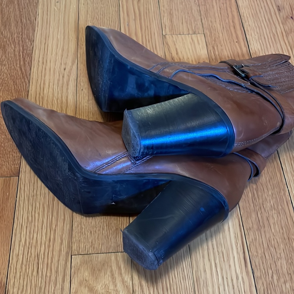 Leather Boots - Picture 5 of 7
